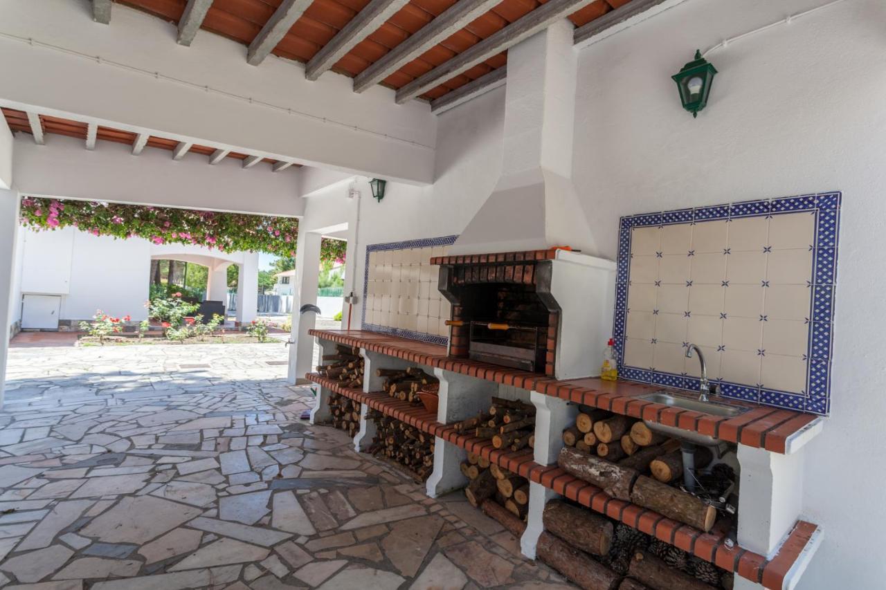 Ocean, Pines And Mountain - Renovated February 2025 - Ac Villa Colares Exteriör bild
