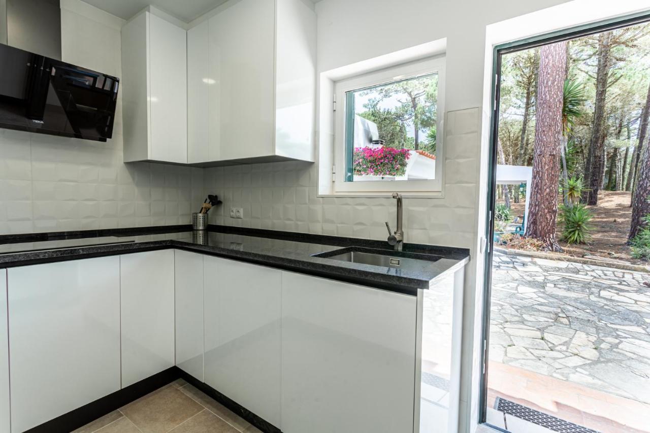 Ocean, Pines And Mountain - Renovated February 2025 - Ac Villa Colares Exteriör bild